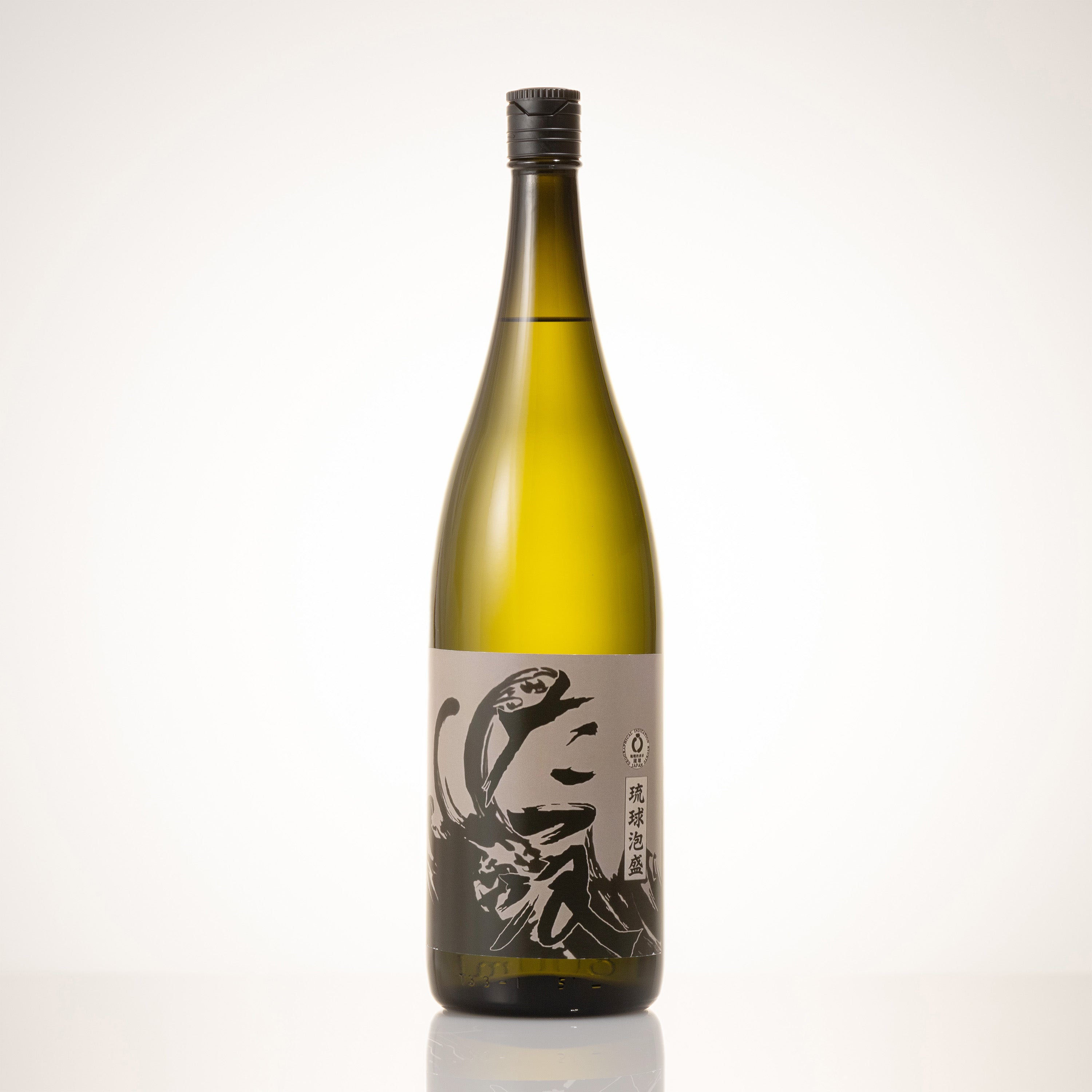 伊平屋酒造 「 たつ浪 」 43度,1,800ml 14年物 / 泡盛古酒 たつ浪原酒 2023年 43度 ❘こだわりの麹で造られる力強い泡盛