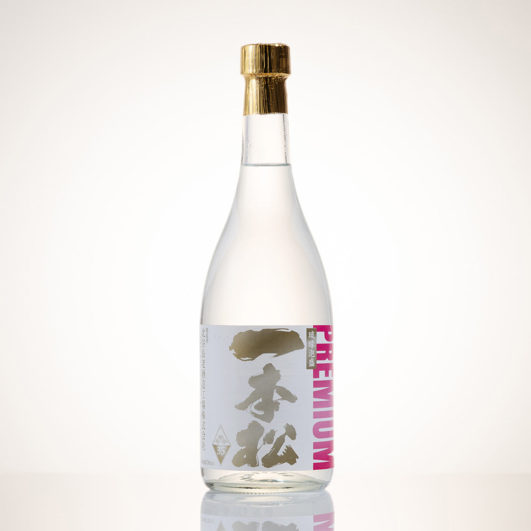 【希少】玉那覇酒造場　古酒　北谷長老　泡盛　30年物 希少】本場 泡盛 北谷長老 古酒 30年物 玉那覇酒造 未開栓 箱付き