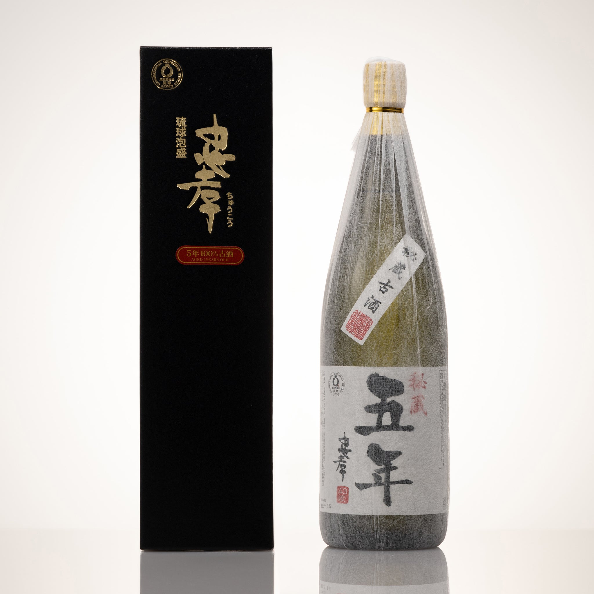 忠孝5年古酒 43度 ❘5年間に渡って熟成された沖縄県内で愛されている