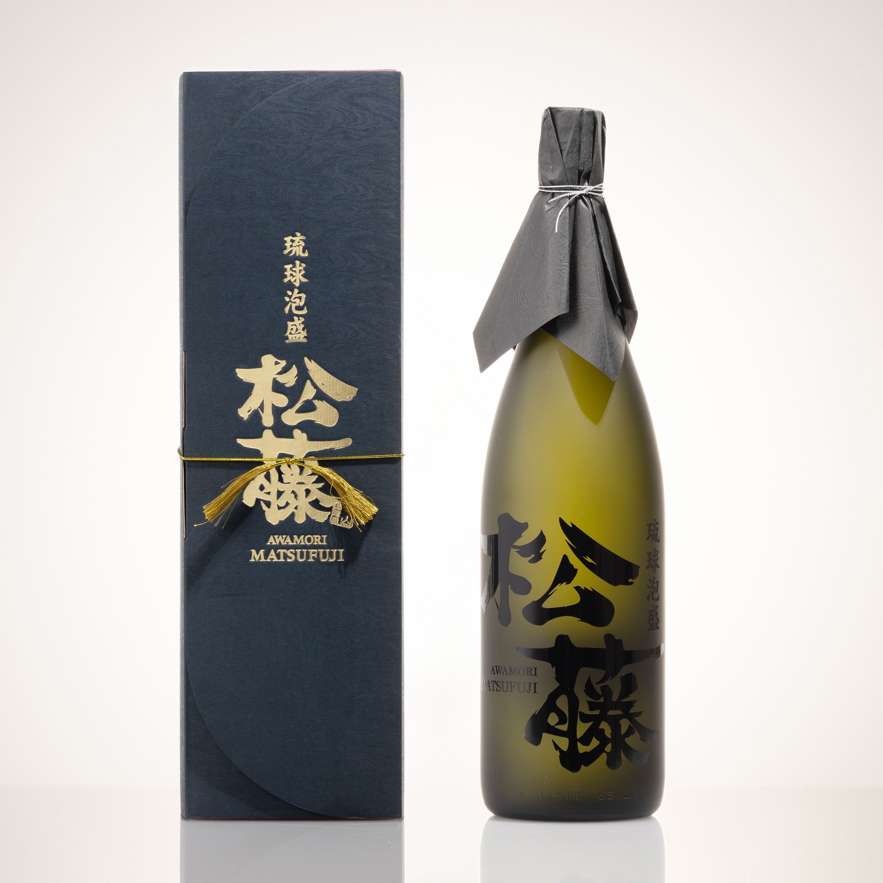 Suntory  15年 750ml ギフト限定品　古酒 楽天市場】【レトロ：特級表示】サントリー オールド 麦穂